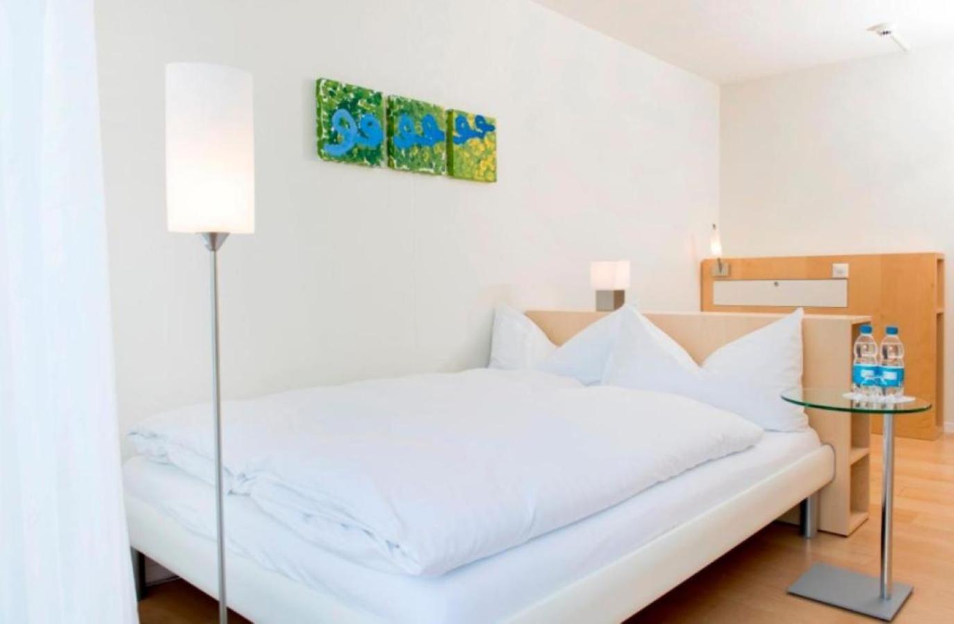 ABZ Spiez Hotel Seaside Zimmer foto